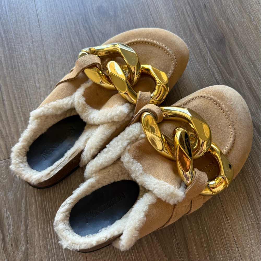 Tan suede JW Anderson chunky chain slides #chunkyheels